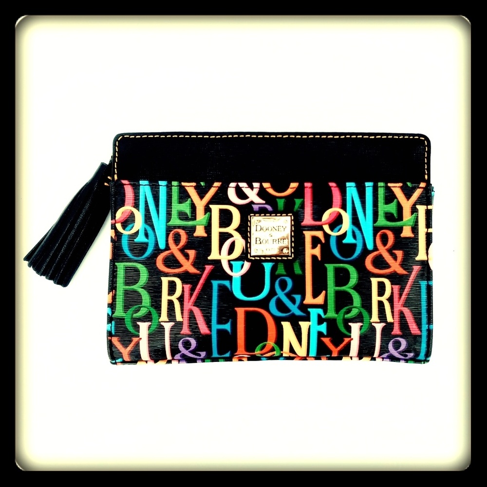 NWT Dooney & Bourke Retro Kenzie Logo Crossbody